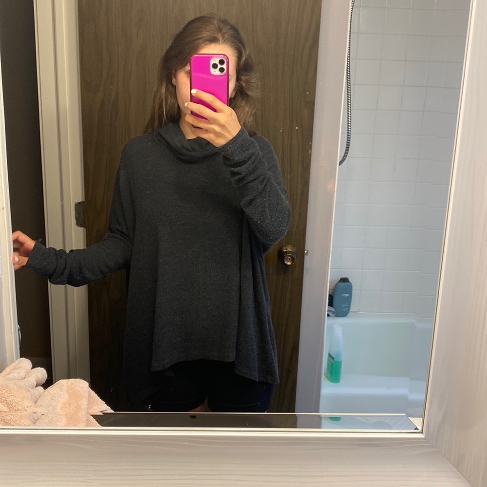 SUNDRY COWEL NECK TOP
